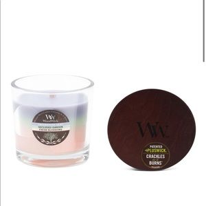 Woodwick 10.5 oz triple scented candle